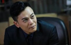 49岁前TVB男星疑被偷拍，怒指镜头质问：你拍啥呢？缩略图