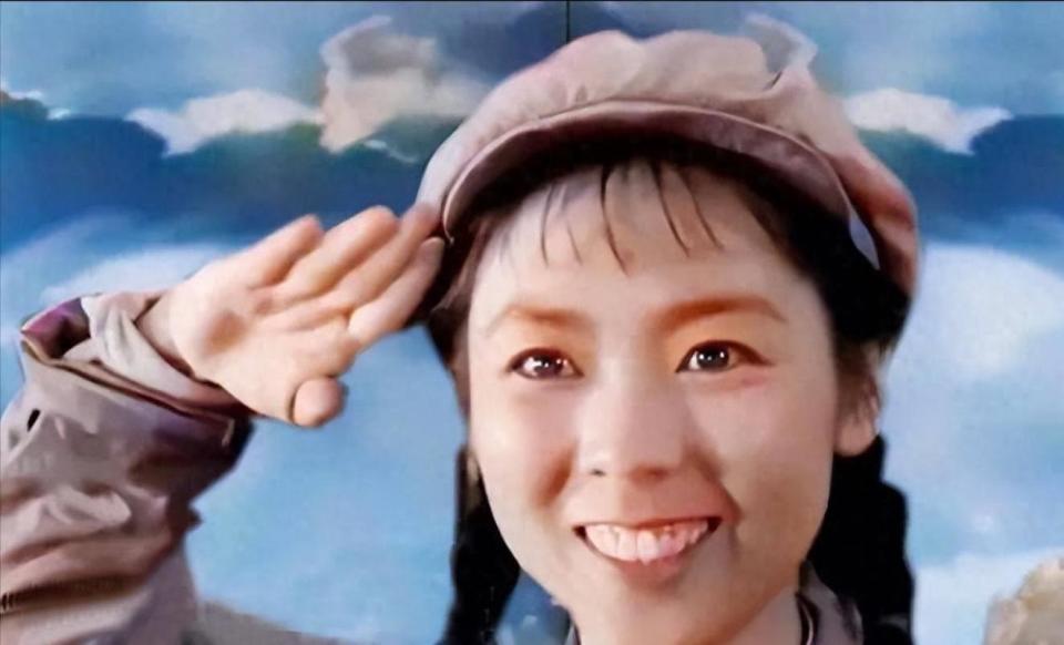 当年演《英雄儿女》王芳一夜爆红,刘尚娴为啥突然消失15年?现在她过得咋样?插图 当年演《英雄儿女》王芳一夜爆红,刘尚娴为啥突然消失15年?现在她过得咋样?插图