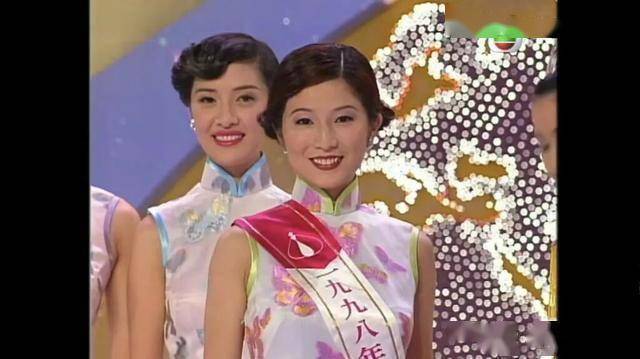 前港姐乳癌复发疼得站不住,全靠俩女儿撑着乐观抗癌插图 前港姐乳癌复发疼得站不住,全靠俩女儿撑着乐观抗癌插图