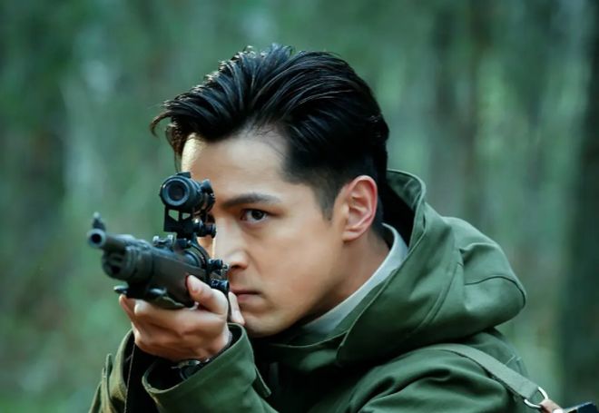 《悬崖》百度云【1080p网盘免费资源下载分享】插图 《悬崖》百度云【1080p网盘免费资源下载分享】插图