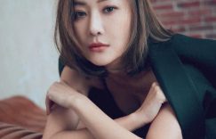 前港姐朱智贤嫌保姆上班还玩手机，气得想让她回老家缩略图