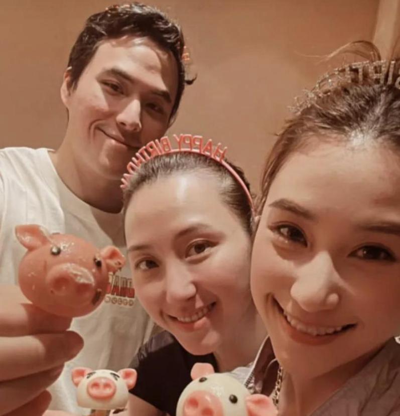 何超莲34岁生日派对,三太陈婉珍现身,窦骁却没来插图1 何超莲34岁生日派对,三太陈婉珍现身,窦骁却没来插图1