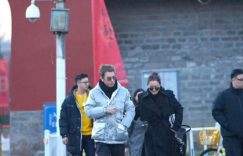 巩俐夫妇在北京中轴线狂撒狗粮，这回真是嫁对人了！缩略图