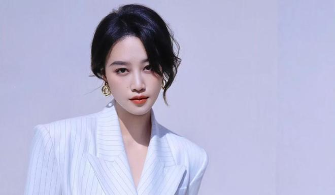 《双轨》迅雷BT资源下载[MP4bd1280p]资源下载[HD720P]插图2