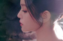 陈妍希穿黑色抹胸裙太美了！盘发一扎，肩颈线条绝了缩略图