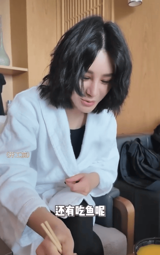 尚雯婕做胃部手术，切了六个息肉后天天喝小米粥插图